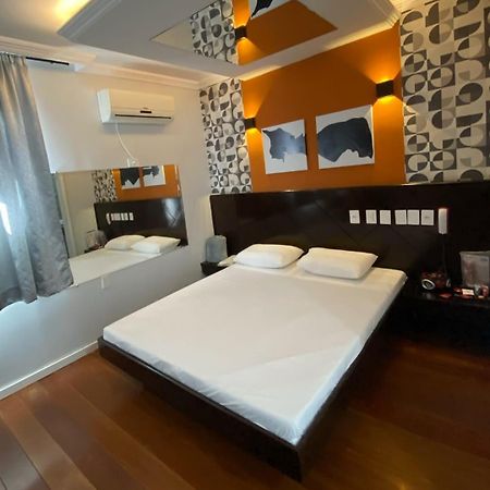 Motel Status (Adults Only) Pato Branco Exteriér fotografie